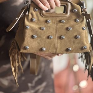 Bolso Serraje Tachas Camel