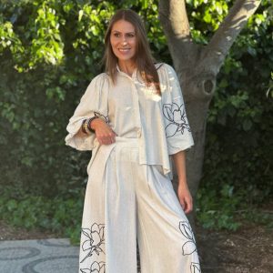 Conjunto Flowers Hilo Beige