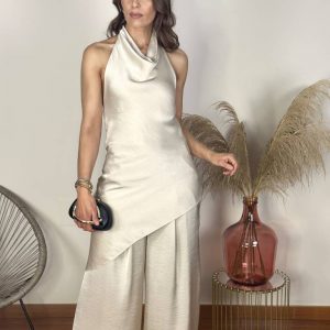Conjunto Gala Satinado Asimétrico Beige